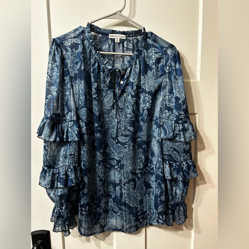 Frye & Co. Blue sheer Paisley Blouse with Ruffle Sleeves button tie metallic